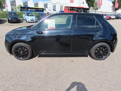Honda e