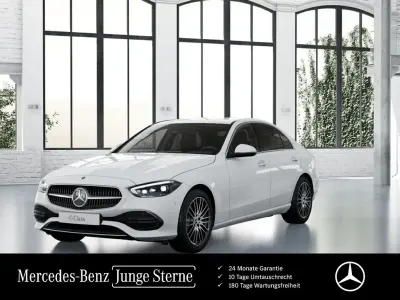 Gebraucht Mercedes C200 Avantgarde 163 PS (119 kW) 2024 Weiß Limousine