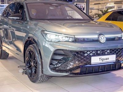 Neu VW Tiguan R-line 204 PS (150 kW) 2026 Grün SUV