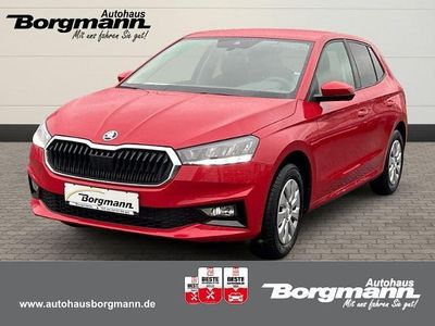 Rot Neu 2025 Skoda Fabia Essence Limousine | 18.690 € (Fairer Preis)