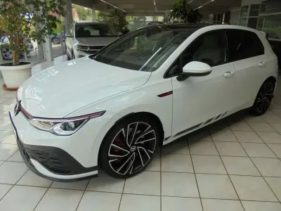 Brugt VW Golf VIII CLUB 300 HK (220 kW) 2021 Hvid Sedan