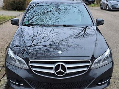 Usata Mercedes E220 163 CV (119 kW) 2015 Nero Berlina