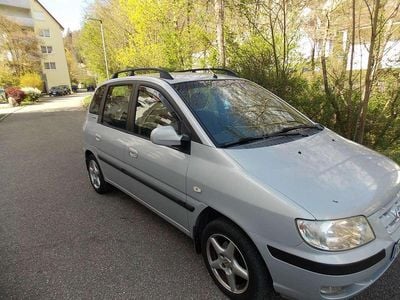 Begagnad Hyundai Matrix GLS 122 HK (89 kW) 2004 Silver Minibuss