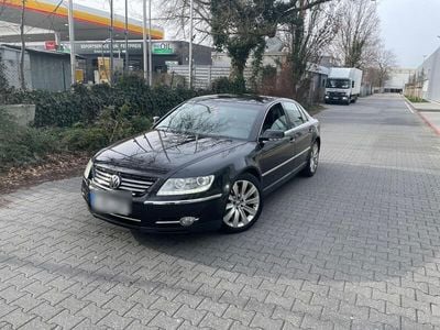 VW Phaeton