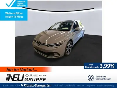 Używany VW Golf VIII Style 131 KM (96 kW) 2024 Szary Sedan/Limuzyna