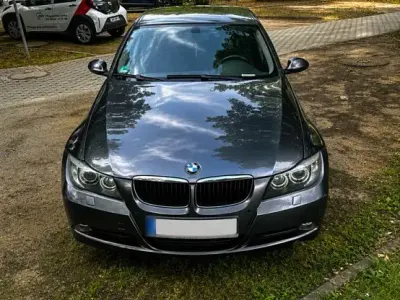 Gebraucht BMW 320 163 PS (119 kW) 2006 Grau Limousine
