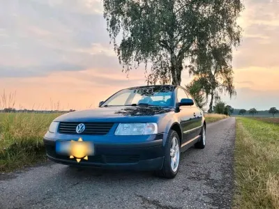 Second-hand VW Passat 150 CP (110 kW) 2002 Albastru Berlinǎ