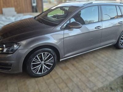 Gebraucht VW Golf VII Allstar 150 PS (110 kW) 2016 Grau Kombi