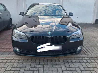 Gebraucht BMW 530 184 PS (135 kW) 2011 Schwarz Limousine
