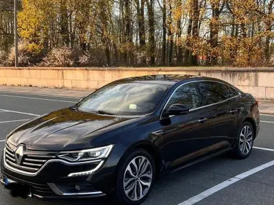 Begagnad Renault Talisman Intens 160 HK (117 kW) 2018 Svart Sedan