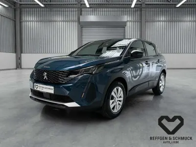 Gebraucht Peugeot 3008 Active 131 PS (96 kW) 2023 Blau SUV