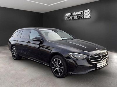 Gebraucht Mercedes E300 Night 306 PS (225 kW) 2022 Schwarz/baltic black Kombi