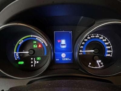 Gebraucht Toyota Auris Hybrid Edition-S 99 PS (72 kW) 2017 Rot Kombi