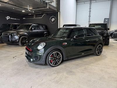 Second-hand Mini John Cooper Works 231 CP (169 kW) 2020 Verde Hatchback