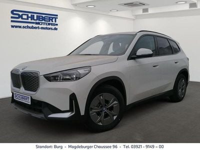 Neu BMW iX1 Performance 230 kW (313 PS) 2025 Weiß SUV