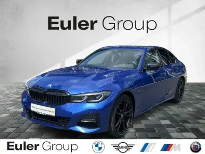 Gebraucht BMW 330e M Sport 292 PS (214 kW) 2022 Blau Limousine