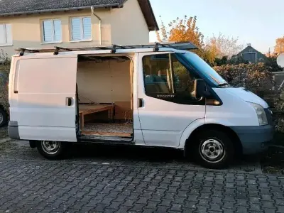 Gebraucht Ford Transit Tourneo 85 PS (62 kW) 2010 Weiß Van / Kleinbus