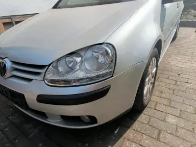 Brugt VW Golf IV 115 HK (84 kW) 2004 Sølv Hatchback