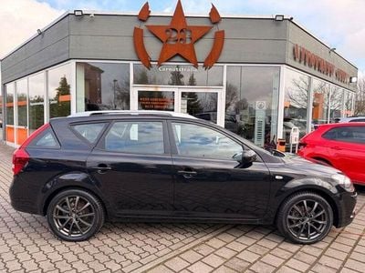 Second-hand Kia Ceed Sportswagon Edition 7 125 CP (91 kW) 2012 Negru Break