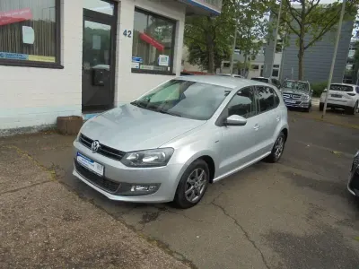 Gebraucht VW Polo Life 90 PS (66 kW) 2013 Silber Kleinwagen