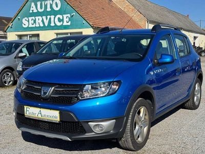 Second-hand Dacia Sandero Prestige 90 CP (66 kW) 2015 Albastru SUV