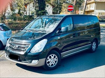 Usata Hyundai H-1 170 CV (125 kW) 2015 Nero Monovolume