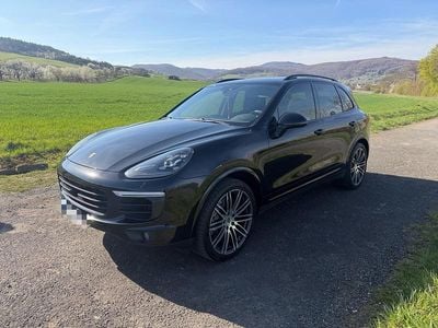 Second-hand Porsche Cayenne Platinum Edition 262 CP (192 kW) 2017 Negru SUV