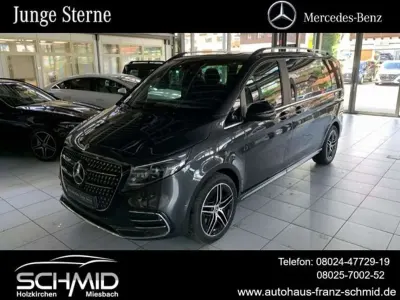 Gebraucht Mercedes V300 AMG 237 PS (174 kW) 2025 Graphitgrau Van / Kleinbus
