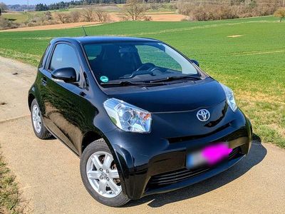 Gebraucht Toyota iQ 98 PS (72 kW) 2010 Schwarz Kleinwagen