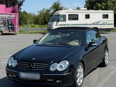 Gebraucht Mercedes CLK320 Elegance 218 PS (160 kW) 2003 Schwarz Cabrio