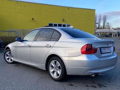 Gebraucht BMW 318 143 PS (105 kW) 2007 Grau Limousine