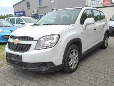 Gebraucht Chevrolet Orlando LS 141 PS (103 kW) 2013 Schneeweiss/summitwhite/arctic Van / Kleinbus