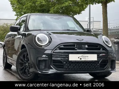 Gebraucht Mini John Cooper Works 204 PS (150 kW) 2024 Schwarz Kleinwagen