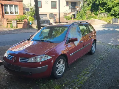 Gebraucht Renault Mégane GrandTour 112 PS (82 kW) 2005 Rot Kombi