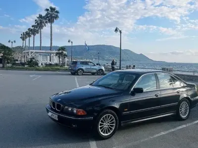 Gebraucht BMW 528 Basis 193 PS (141 kW) 2000 Schwarz Limousine