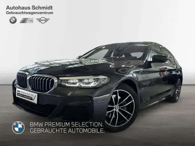 Gebraucht BMW 520 Efficient Dynamics 190 PS (139 kW) 2022 Sophistograu brillanteffekt Limousine