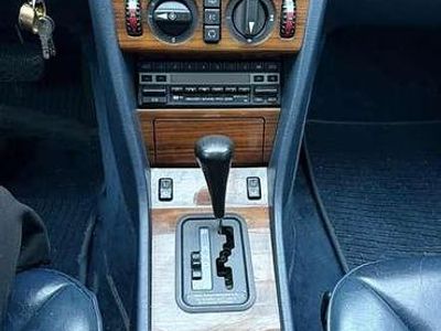 Gebraucht Mercedes 230 132 PS (97 kW) 1991 Weiß