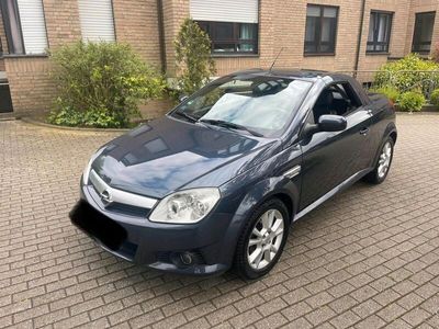 gebraucht Opel Tigra 1,8 Edition gut gepflegt