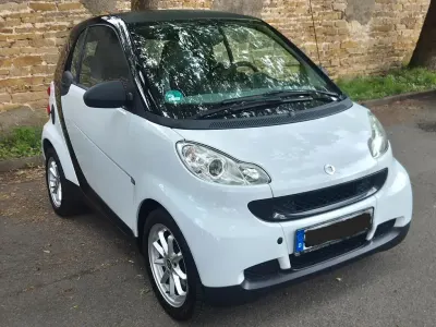 Gebraucht Smart ForTwo Coupé Pure 61 PS (44 kW) 2009 Weiß Coupé