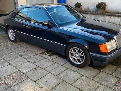 Gebraucht Mercedes E320 220 PS (161 kW) 1993 Schwarz Coupé