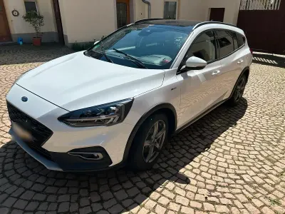 Gebraucht Ford Focus 150 PS (110 kW) 2019 Weiß Kombi