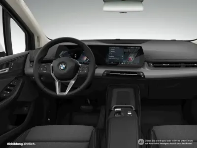 Gebraucht BMW 220 Active Tourer 156 PS (114 kW) 2026 Weiß Van / Kleinbus