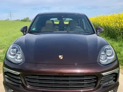 Gebraucht Porsche Cayenne S E-Hybrid 416 PS (305 kW) 2015 Braun SUV