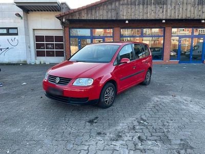 Gebraucht VW Touran 105 PS (77 kW) 2004 Rot Van / Kleinbus