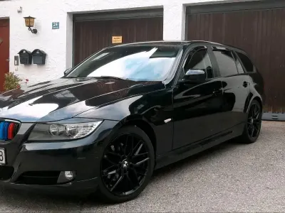 Gebraucht BMW 320 170 PS (125 kW) 2010 Schwarz Kombi