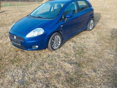 Gebraucht Fiat Punto Dynamic 95 PS (69 kW) 2008 Blau Kleinwagen