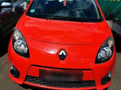 Gebraucht Renault Twingo 75 PS (55 kW) 2011 Rot Kleinwagen