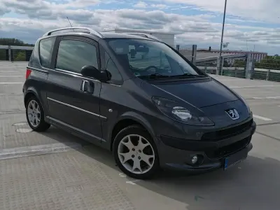 Gebraucht Peugeot 1007 115 PS (84 kW) 2008 Grau Van / Kleinbus