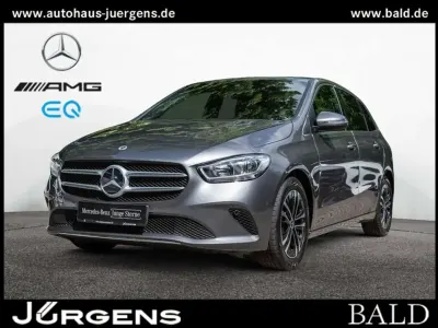 Gebraucht Mercedes B180 Progressive 136 PS (100 kW) 2021 Metalliclack mountaingrau Kleinwagen