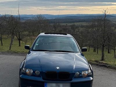 Blau Gebraucht 2004 BMW 316 Coupé | 2.050 € (Teuer)